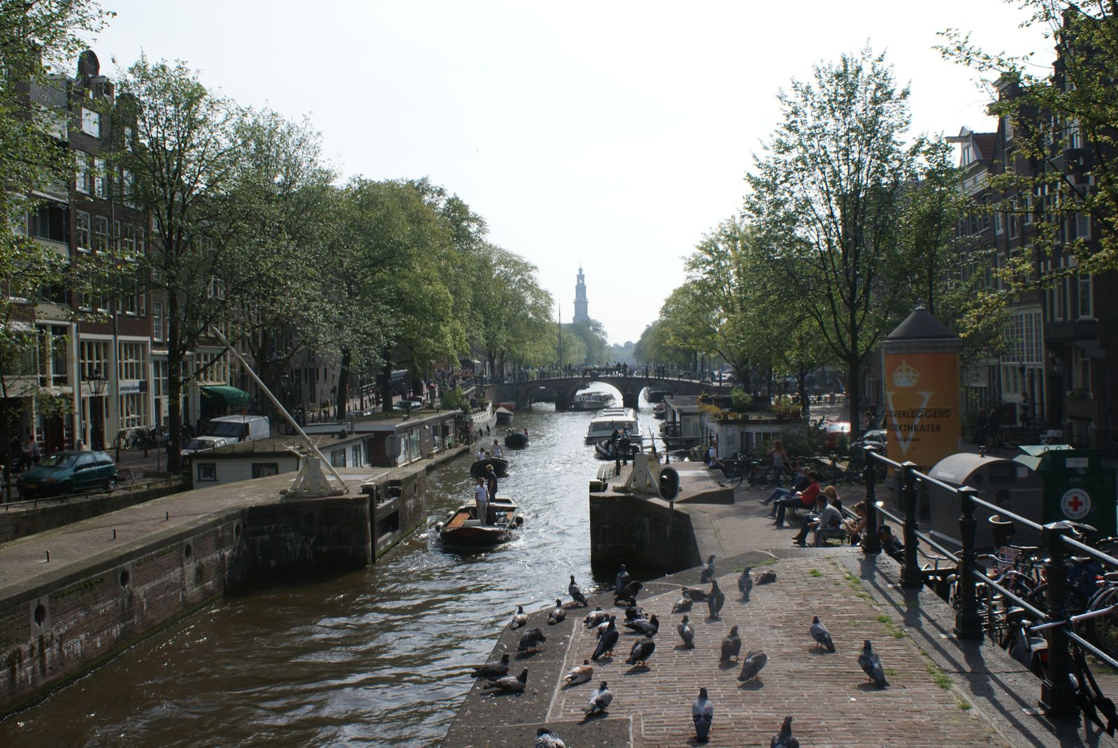Advocaat contractenrecht - Office Hong Kong in Amsterdam en Naarden