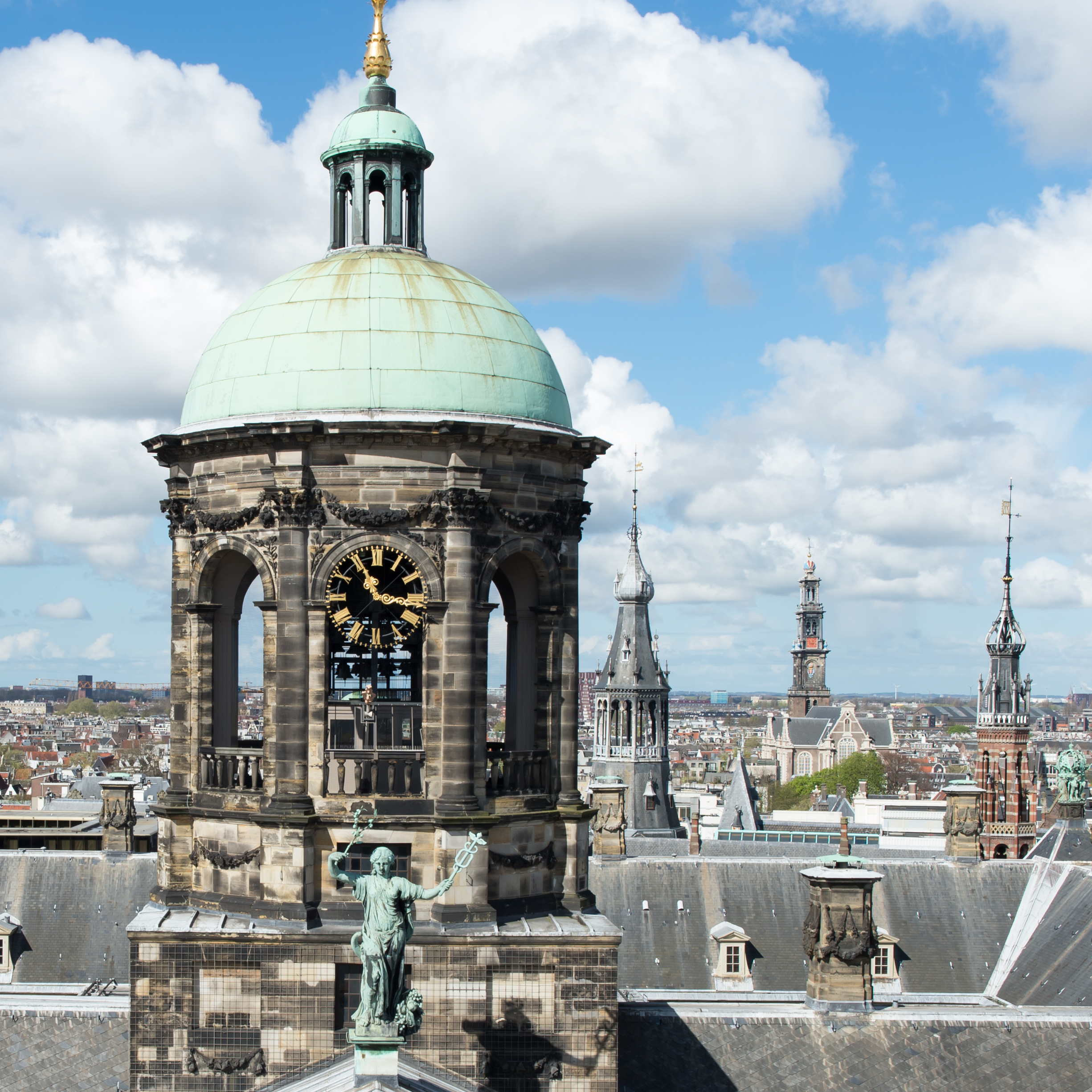 Construction law - Office Hong Kong in Amsterdam and Naarden